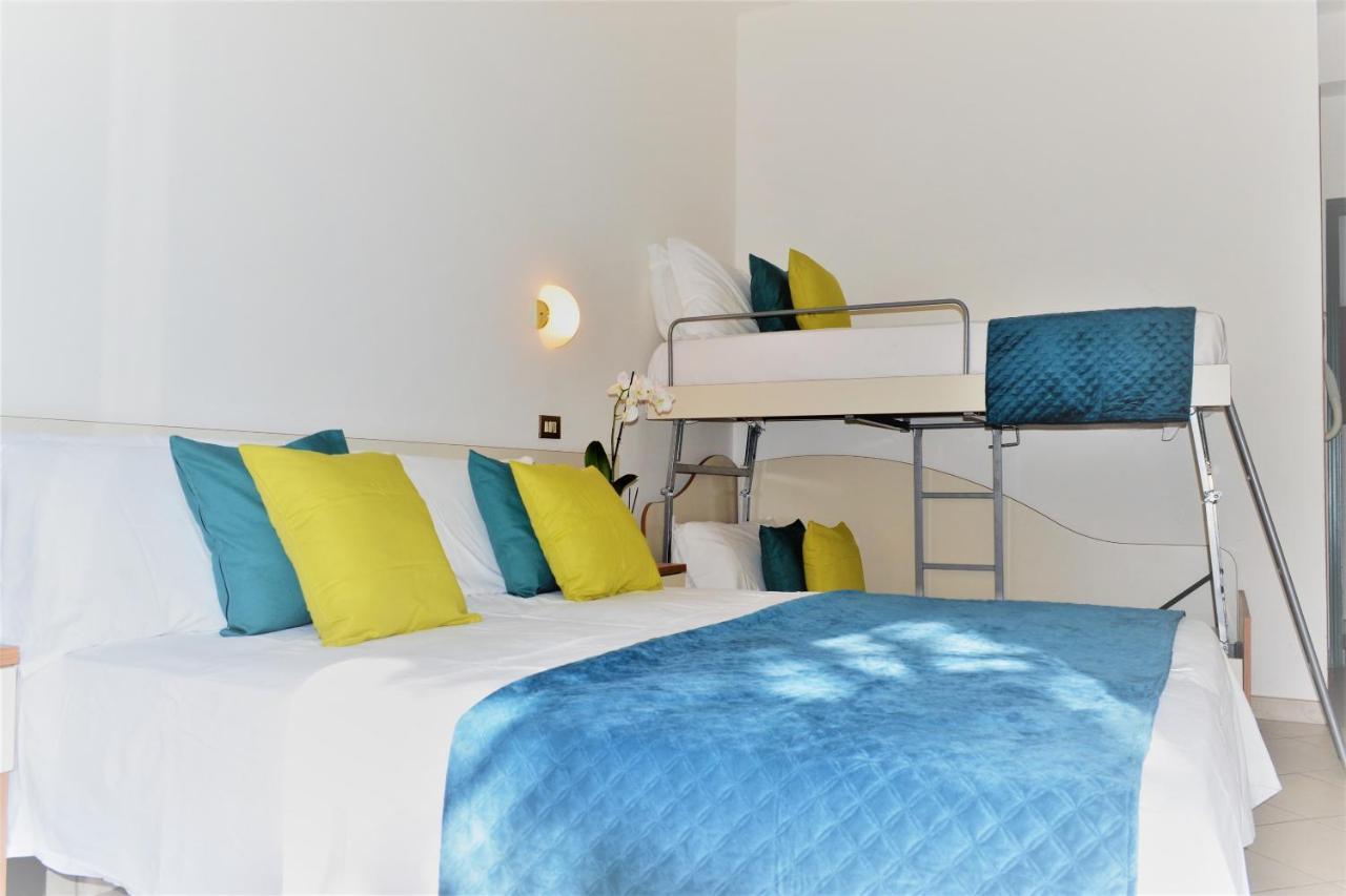 Hotel Elefantino Grey - Free Breakfast & Brunch Until 13-00 - Vicinissimi A Mirabilandia Морской Милан Экстерьер фото