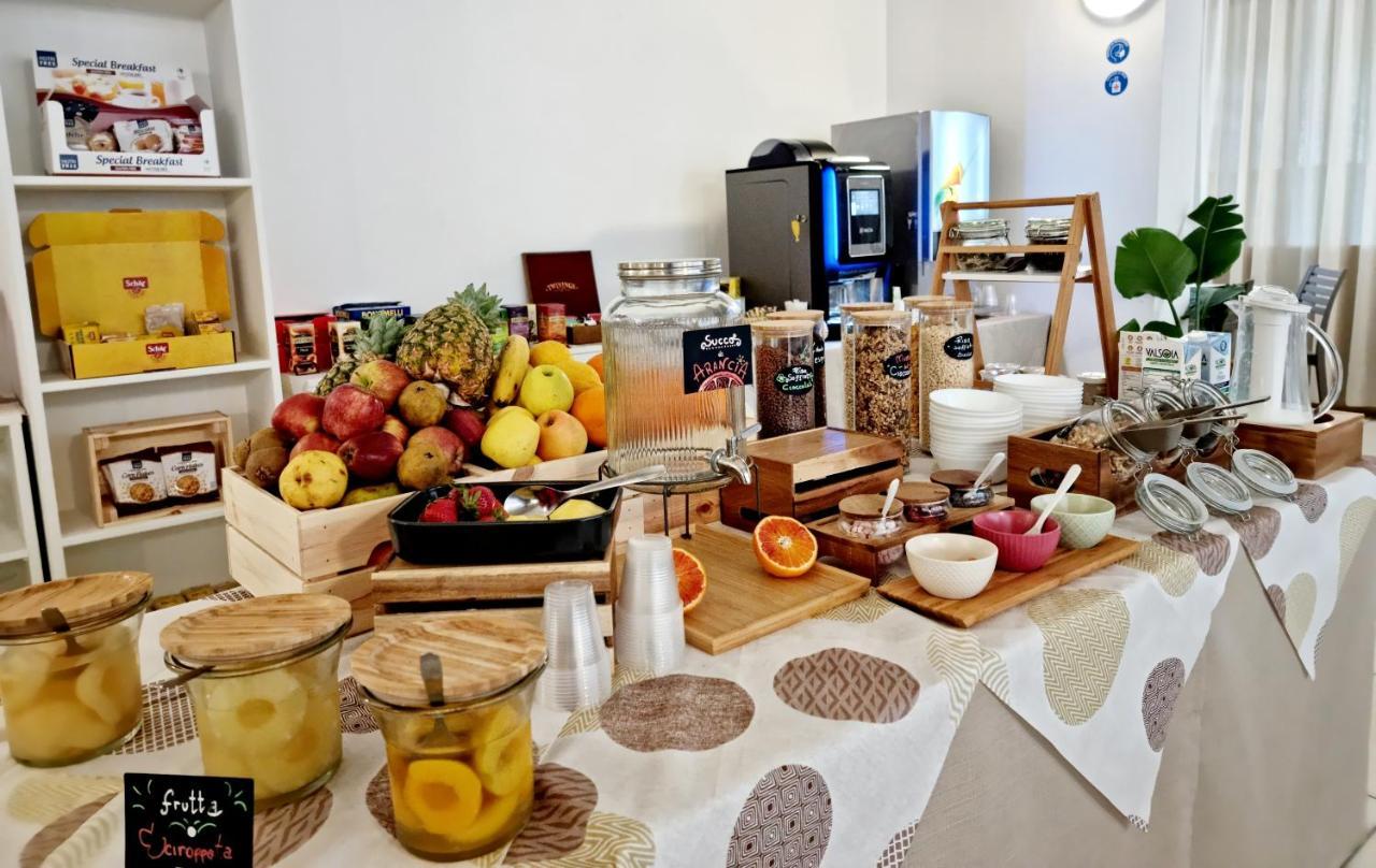 Hotel Elefantino Grey - Free Breakfast & Brunch Until 13-00 - Vicinissimi A Mirabilandia Морской Милан Экстерьер фото